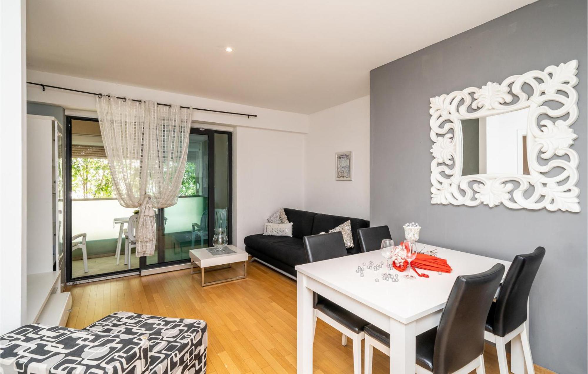 1 Bedroom Amazing Apartment In 杜布罗夫尼克 外观 照片